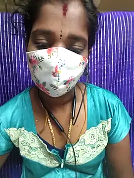 Snapshot of Tamil_Jillu chatting on 06-13-26, 10:29 Tamil Jillu online show from 06-13-26, 10:29