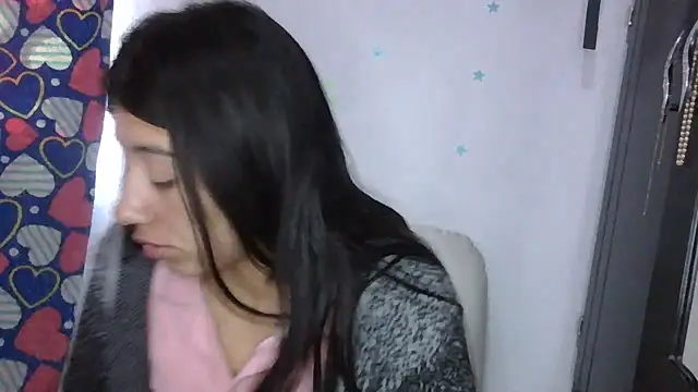 Madow Lu online show from 11-26-25, 02:18