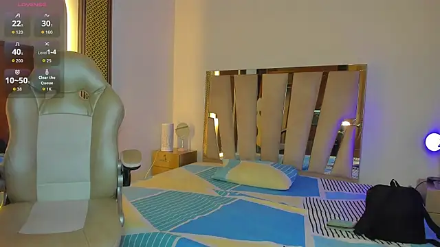 Elowen Clark online show from 12-20-25, 08:05