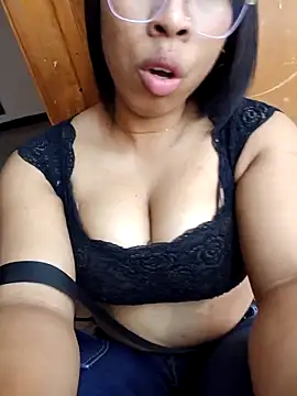 Elowen Clark online show from 03-26-26, 10:26