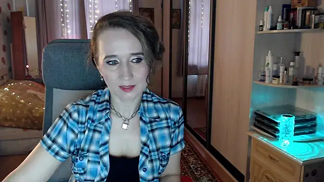 ClassyInna online show from 10-21-25, 08:37