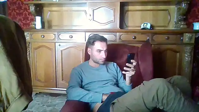 Torissimo92 online show from 10-10-25, 10:03