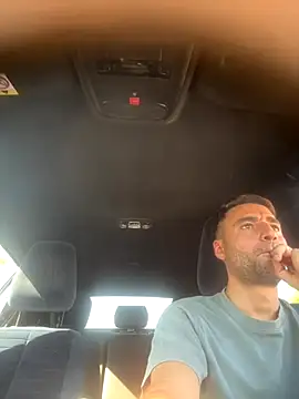 Torissimo92 online show from 10-11-25, 09:52