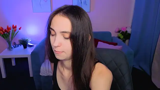 EllaSteele online show from 10-05-25, 01:53