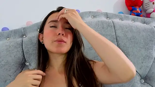 Adhara Kitten online show from 04-14-26, 01:28