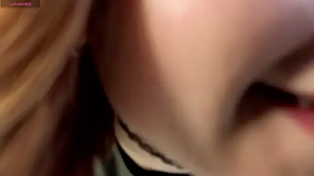 Snapshot of TheaCrockett chatting on 12-05-25, 05:49 TheaCrockett online show from 12-05-25, 05:49