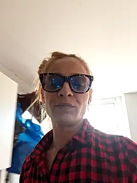 aellabeyonce online show from 04-16-26, 03:13