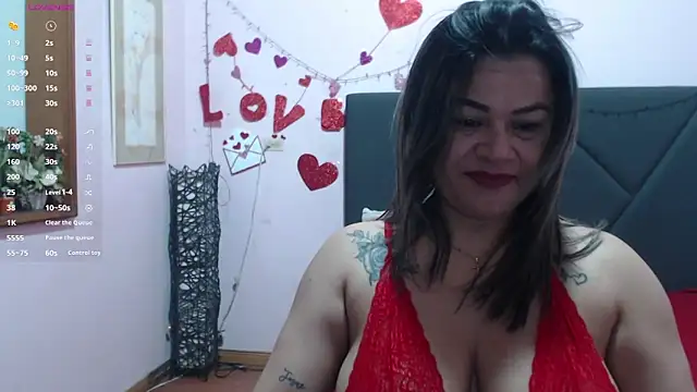 Snapshot of pamela_echeverria chatting on 04-23-26, 11:20 pamela echeverria online show from 04-23-26, 11:20