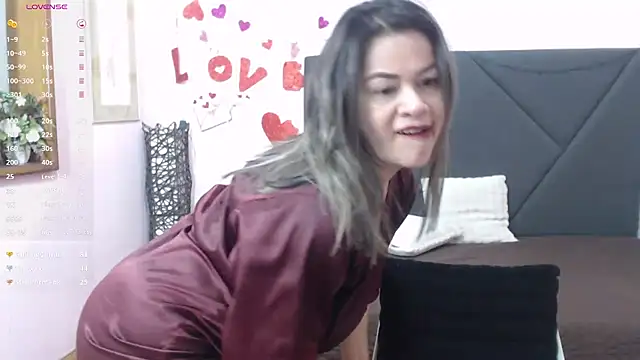 Snapshot of pamela_echeverria chatting on 04-25-26, 01:52 pamela echeverria online show from 04-25-26, 01:52