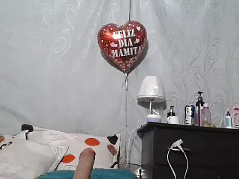 Snapshot of CataleyaRosee chatting on 02-14-26, 02:52 CataleyaRosee online show from 02-14-26, 02:52