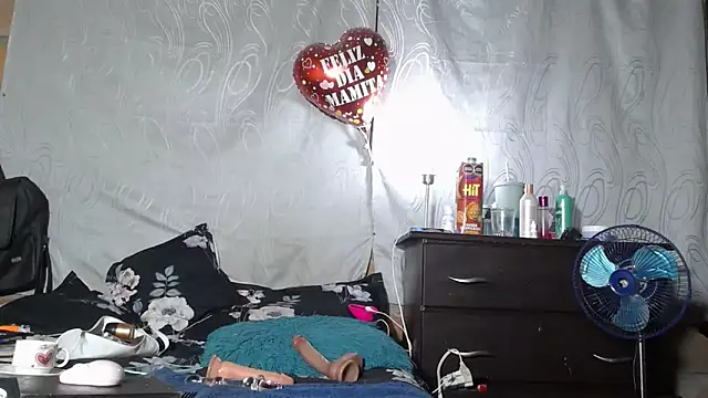 Snapshot of CataleyaRosee chatting on 03-30-26, 06:36 CataleyaRosee online show from 03-30-26, 06:36