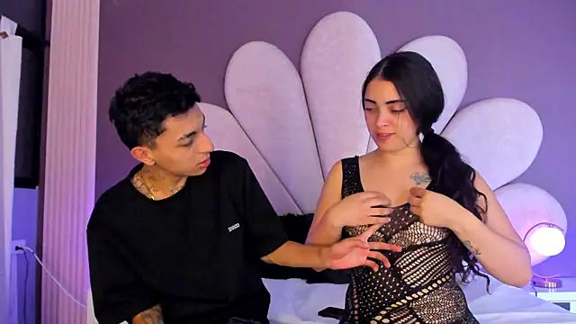 NickandAbby  online show from 07-11-26, 03:53