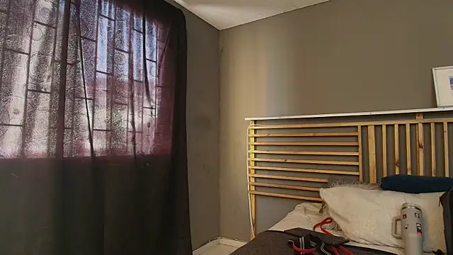 PaulEvens online show from 03-26-26, 01:28