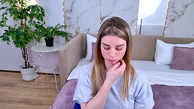 SweetyLicky online show from 02-22-26, 03:43