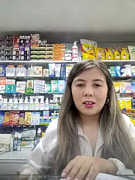 Snapshot of Sophie_del_Castillo chatting on 12-18-25, 01:11 Sophie del Castillo online show from 12-18-25, 01:11