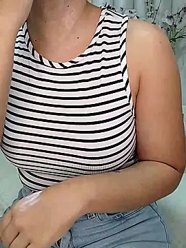 CataRicci online show from 10-18-25, 12:06