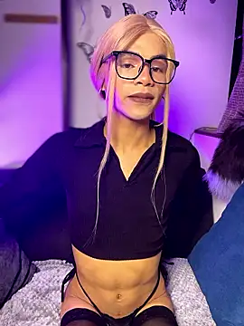 Katy bratz  online show from 01-17-26, 04:28