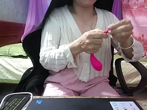 Xue weng online show from 02-11-26, 12:37