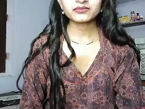 ROSE GOLDE online show from 06-10-26, 03:00