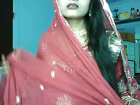 ROSE GOLDE online show from 06-14-26, 09:55