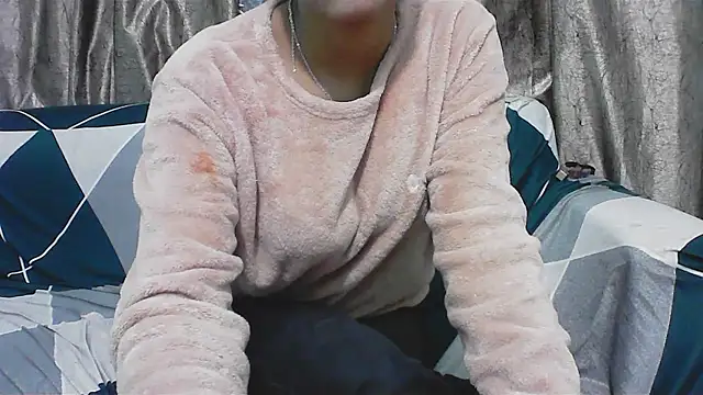 horny  couple  online show from 01-08-26, 05:54