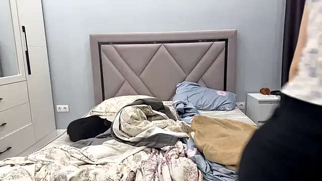 Wow Akemi online show from 03-27-26, 08:09