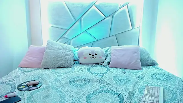 Snapshot of Sweeetcurvyx chatting on 01-06-26, 09:50 Sweeetcurvyx online show from 01-06-26, 09:50