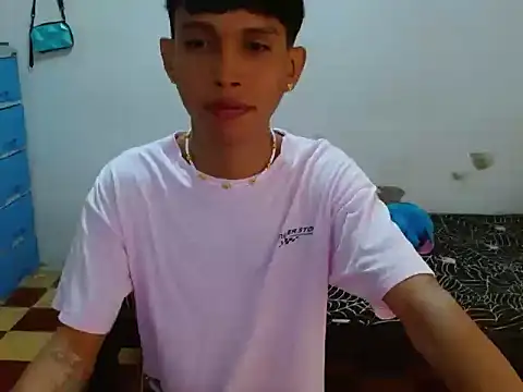 skinny1hugecock27 online show from 04-16-26, 01:01