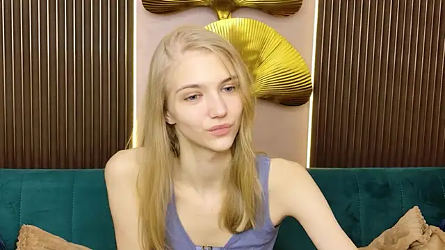 4example Chloe online show from 02-26-26, 10:36