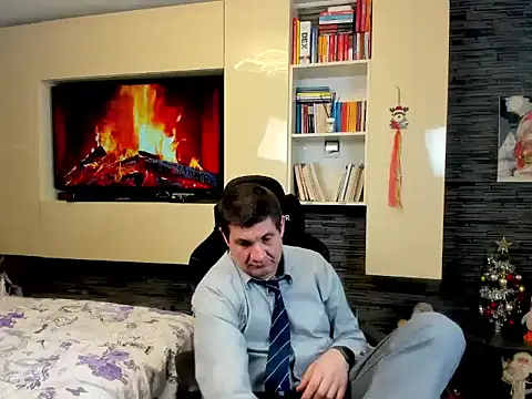 SpartacusDaddy48 online show from 02-16-26, 04:08