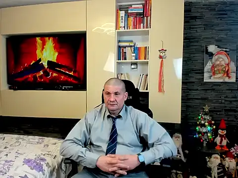 SpartacusDaddy48 online show from 02-17-26, 04:20