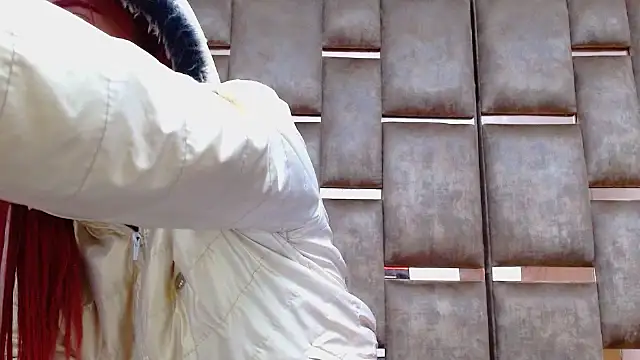 Snapshot of Alexahotz chatting on 10-12-25, 05:39 Alexahotz online show from 10-12-25, 05:39