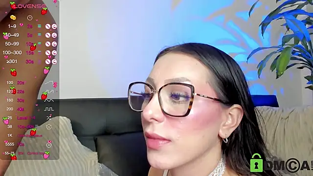 Snapshot of Scarlett_Jackson2 chatting on 07-10-26, 06:17 Scarlett Jackson2 online show from 07-10-26, 06:17