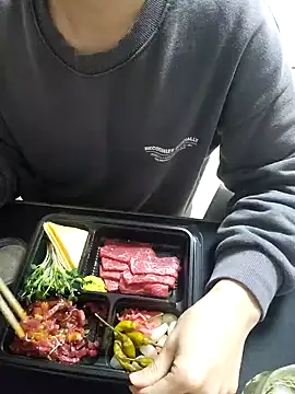 Snapshot of K_istp chatting on 11-12-25, 11:10 K istp online show from 11-12-25, 11:10