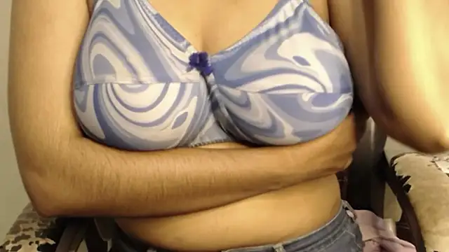 campornlive71 online show from 12-20-25, 12:23