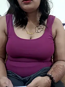 Snapshot of Disha-sexy chatting on 09-22-25, 05:15 Disha-sexy online show from 09-22-25, 05:15