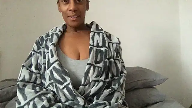 Snapshot of NurseNatasha888 chatting on 09-24-25, 08:17 NurseNatasha888 online show from 09-24-25, 08:17