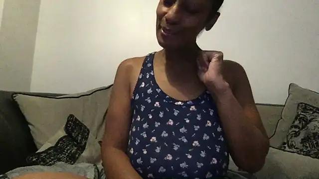 Snapshot of NurseNatasha888 chatting on 10-06-25, 10:18 NurseNatasha888 online show from 10-06-25, 10:18