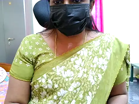 Snapshot of ammu1990 chatting on 03-05-26, 08:10 ammu1990 online show from 03-05-26, 08:10