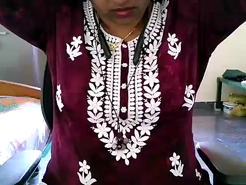 Snapshot of ammu1990 chatting on 03-26-26, 07:58 ammu1990 online show from 03-26-26, 07:58