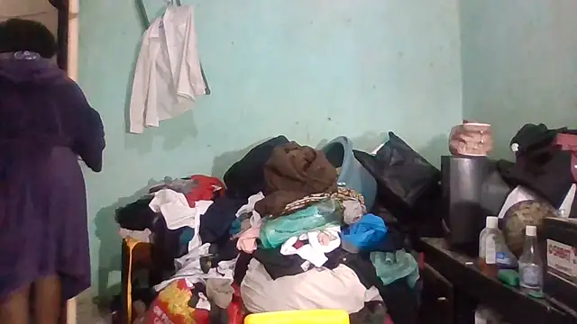 Nicky52 online show from 09-15-25, 04:23