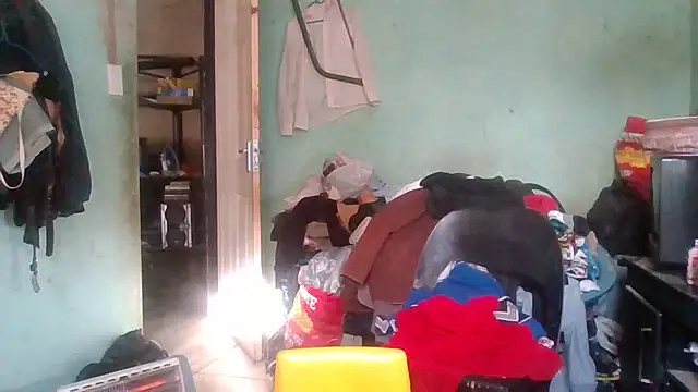 Nicky52 online show from 11-20-25, 04:56