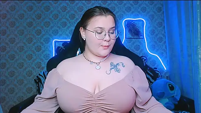 InLoveWithLife26 online show from 09-15-25, 08:09