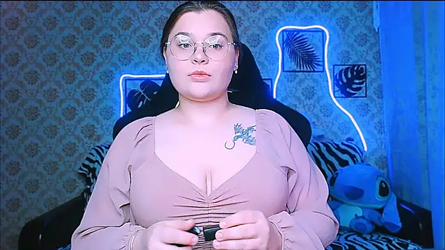 InLoveWithLife26 online show from 11-13-25, 08:08