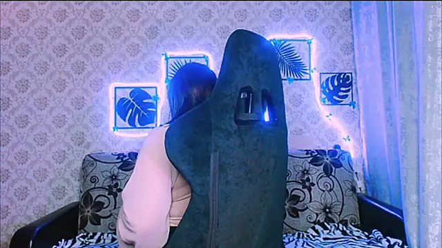 InLoveWithLife26 online show from 02-11-26, 08:14