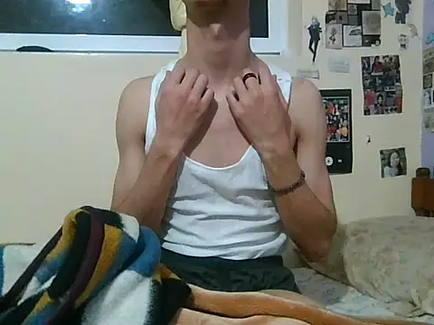 HitShelf online show from 12-17-25, 10:38