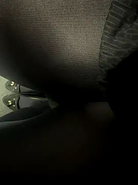 HiddenHoneyLDN online show from 09-09-25, 09:09