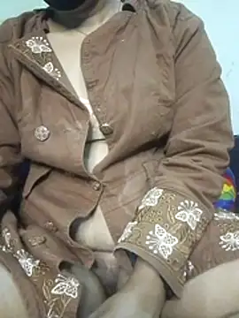 Snapshot of Maria_Mahi chatting on 11-26-25, 04:30 Maria Mahi online show from 11-26-25, 04:30