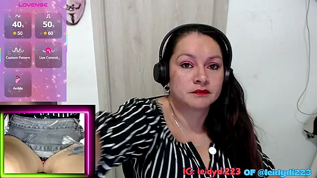 Snapshot of leidydi223 chatting on 09-22-25, 12:12 leidydi223 online show from 09-22-25, 12:12