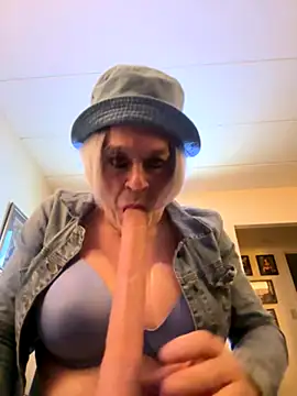 Tammyhoney1970 online show from 10-04-25, 05:27